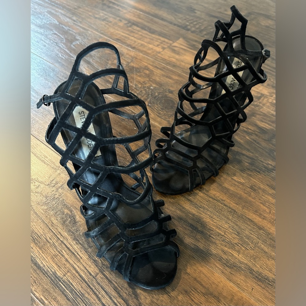 Steve Madden slithur caged strappy stiletto dress black leather suede heels sz 8